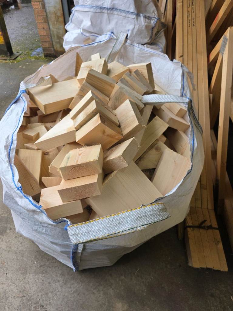 Large Bag of Wood Offcuts – Clean & Untreated (Summer Price)