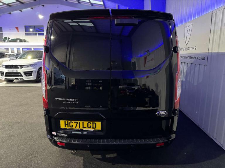 2022 Ford Transit Custom 2.0 Transit Custom 300 Limited EcoBlue 5dr Panel Van Diesel Manual