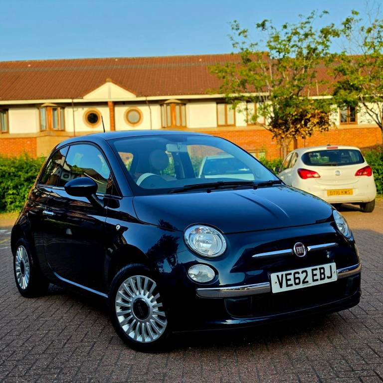 FIAT 500 LOUNGE 1.2 PETROL £35 ROAD TAX NEW MOT