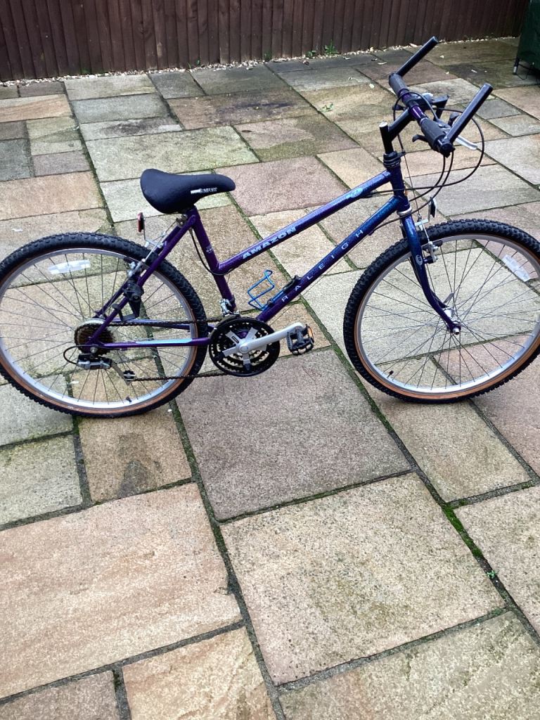 Ladies Raleigh Amazon cycle 