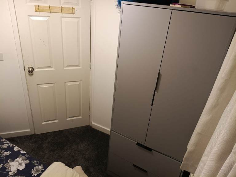 Room - shared house 