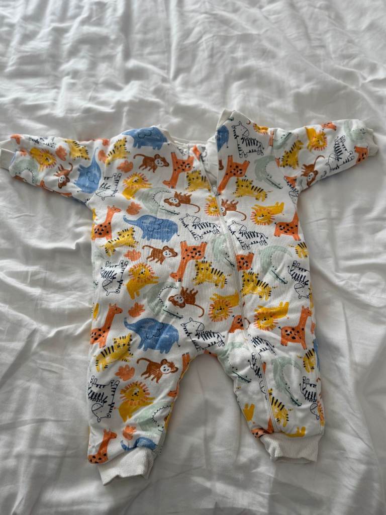 hello baby sleeping suit 2.5 TOG, 6-9 months
