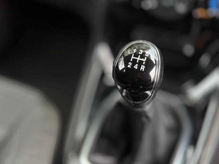 2016 Ford Fiesta 1.25 82 Zetec 5dr HATCHBACK Petrol Manual