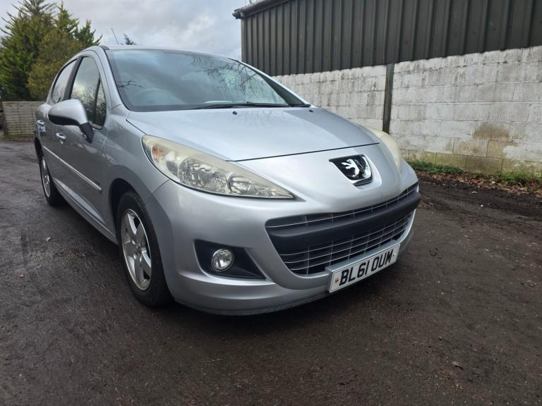 2012 Peugeot 207 1.4 Sportium 5dr HATCHBACK Petrol Manual