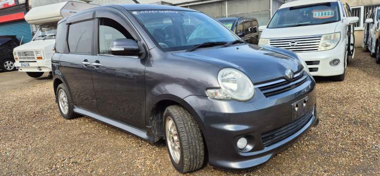 2007 Toyota Sienta PASSENGER SEAT WELCAB, 52,590 Miles, Petrol Autoc