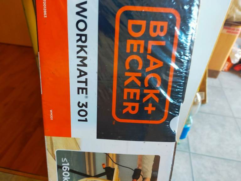 BLACK AND DECKER WORKBENCH... NEW