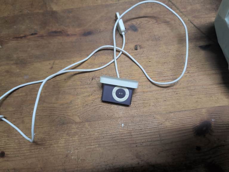 Apple iPod shuffle untested 