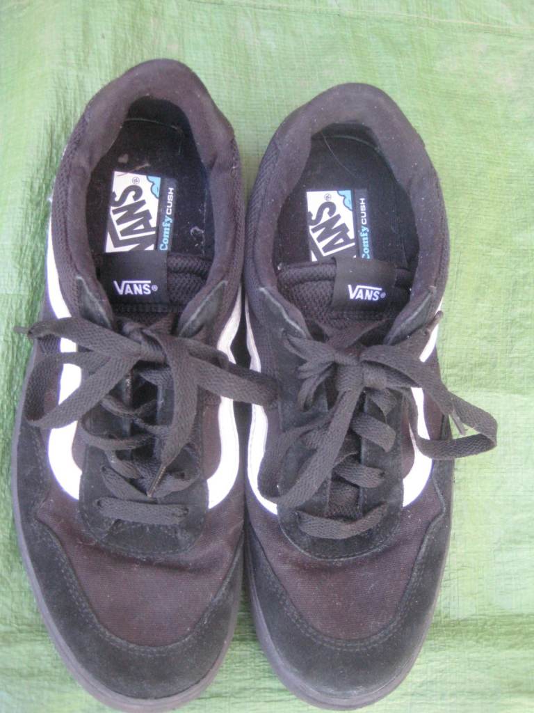 Pair of Vans UK Size 10/EUR Size 44.5 Trainers for £5.00