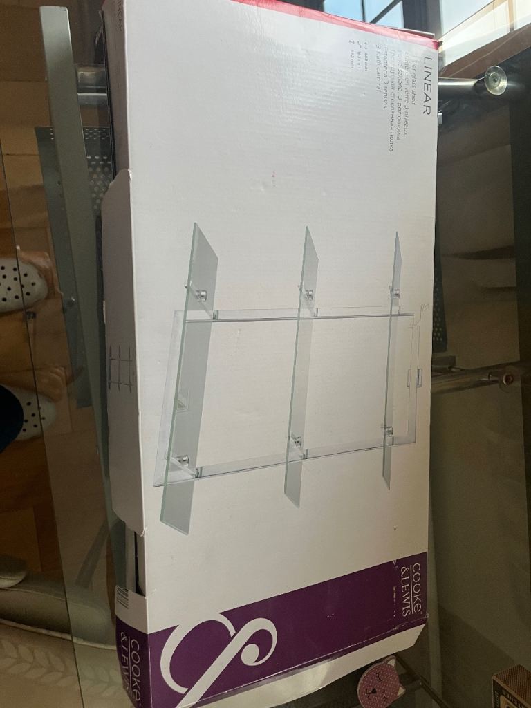LINEAR 3 Tier glass