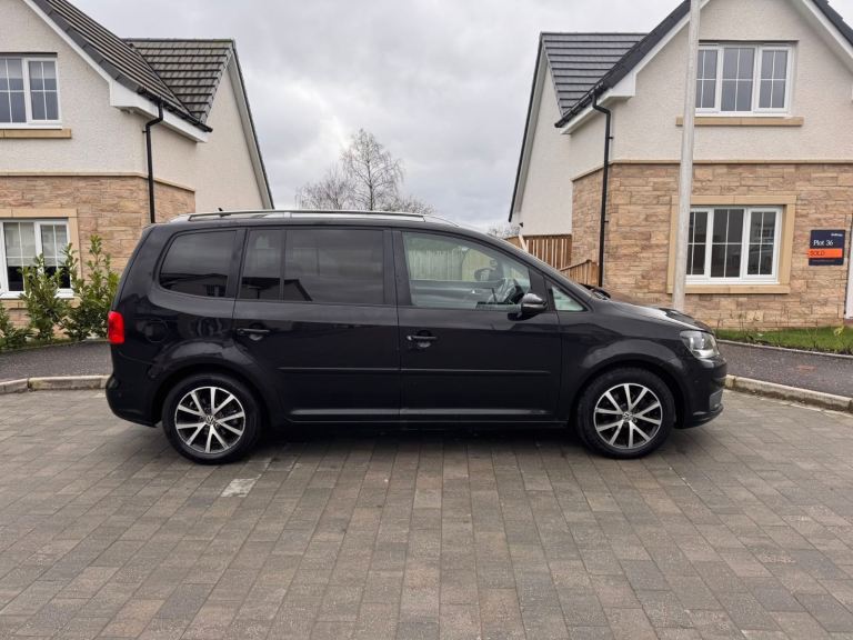 2011 VOLKSWAGEN TOURAN SE 1.6 TDI  7 SEATER / MAY SWAP OR PX 