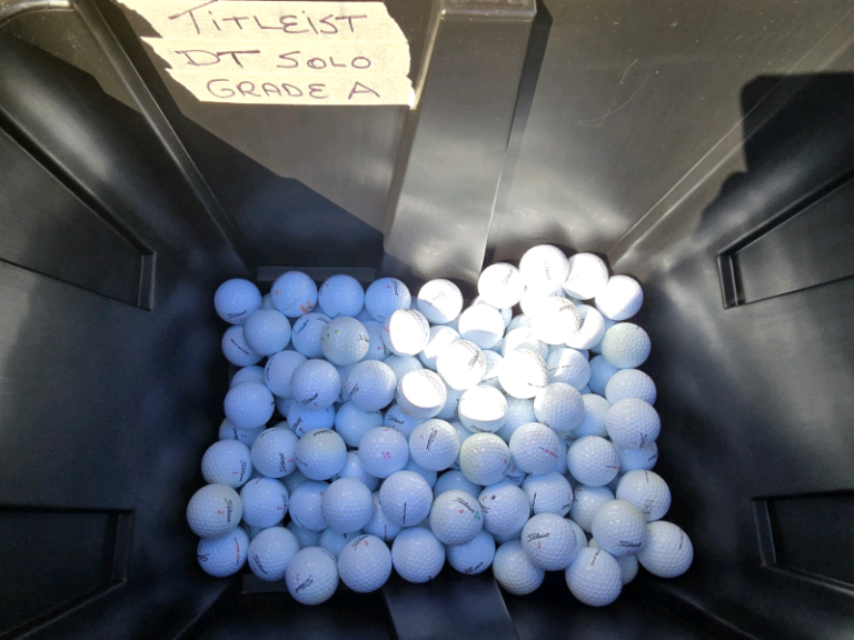 Titleist DT Solo Grade A golf balls