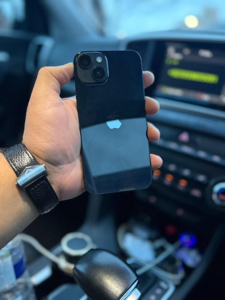 Apple iPhone 14 256 gb unlocked for all network 