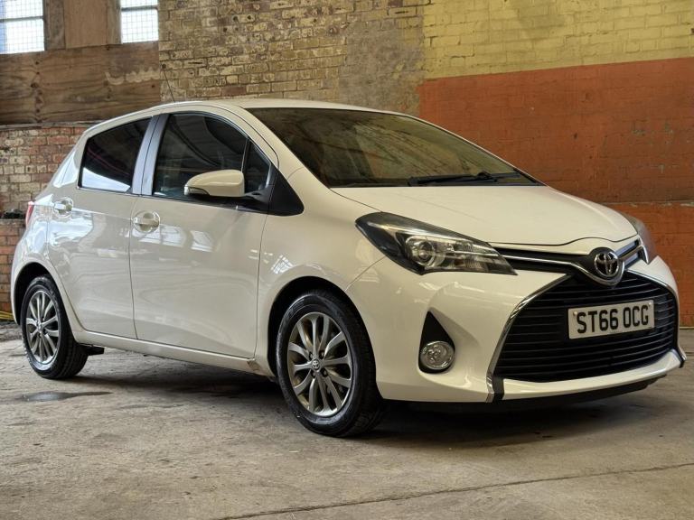 2016 Toyota Yaris 1.0 VVT-i Icon Hatchback 5dr Petrol Manual Euro 6 (69 ps) Hatc