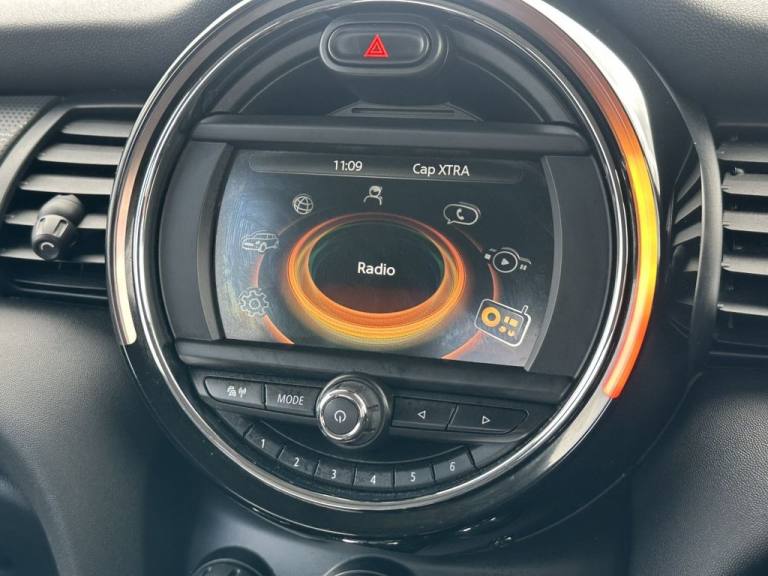 2017 MINI Hatch 1.5 Cooper Hatchback 5dr Petrol Manual Euro 6 (s/s) (136 ps) Hatchback Petrol Manual