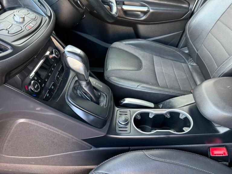 Ford Kuga TITANIUM TDCI