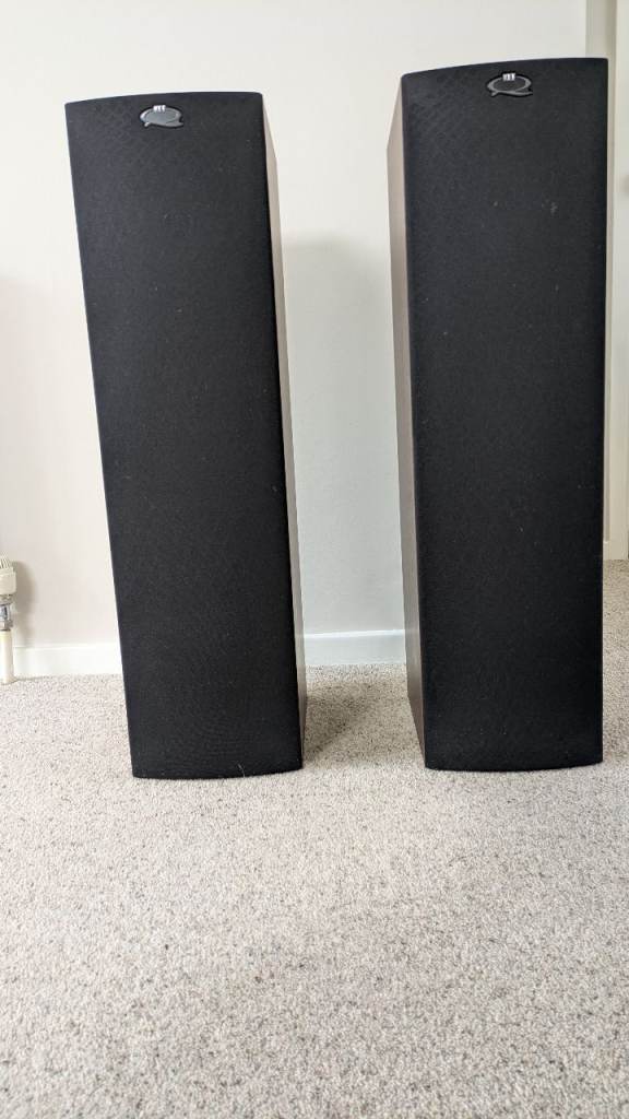 Kef Q35 Floorstanding speakers