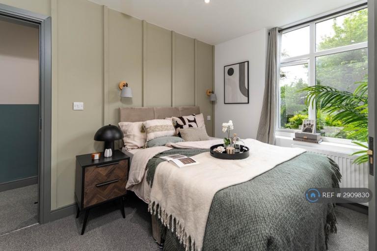 1 bedroom in Bradford Terrace, Bury, BL9 (#2909830)