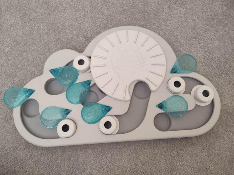 Cat Treat Puzzle Feeder