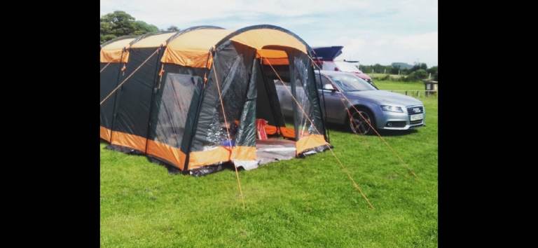 Large tent