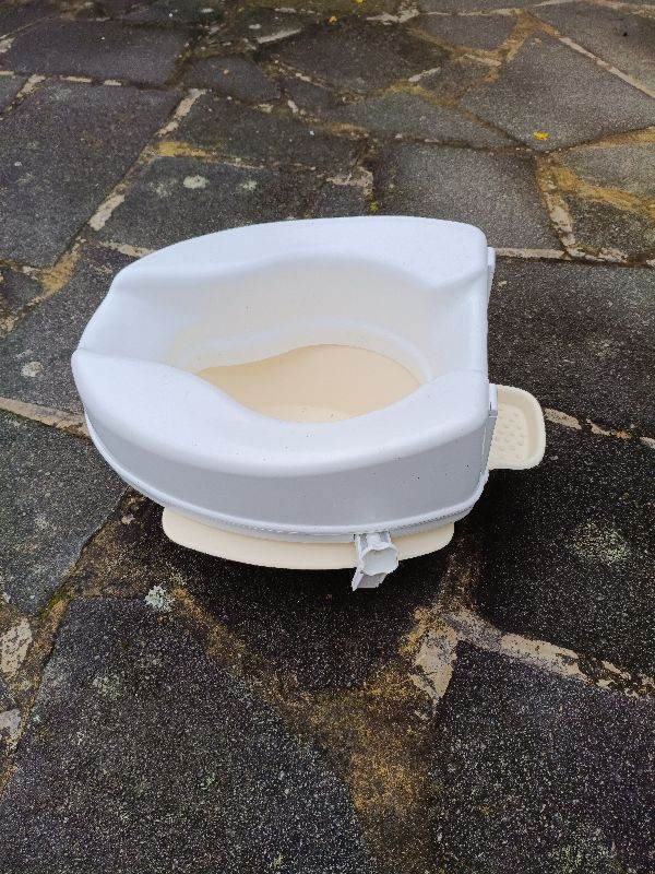 Commode Toilet Seat
