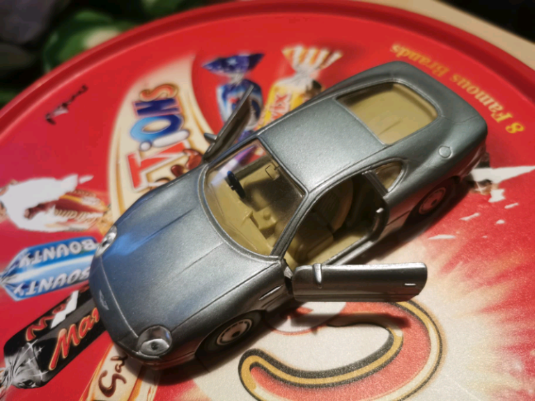 Maisto Aston Martin DB7 Supercar Collector's Light Blue Diecast Car