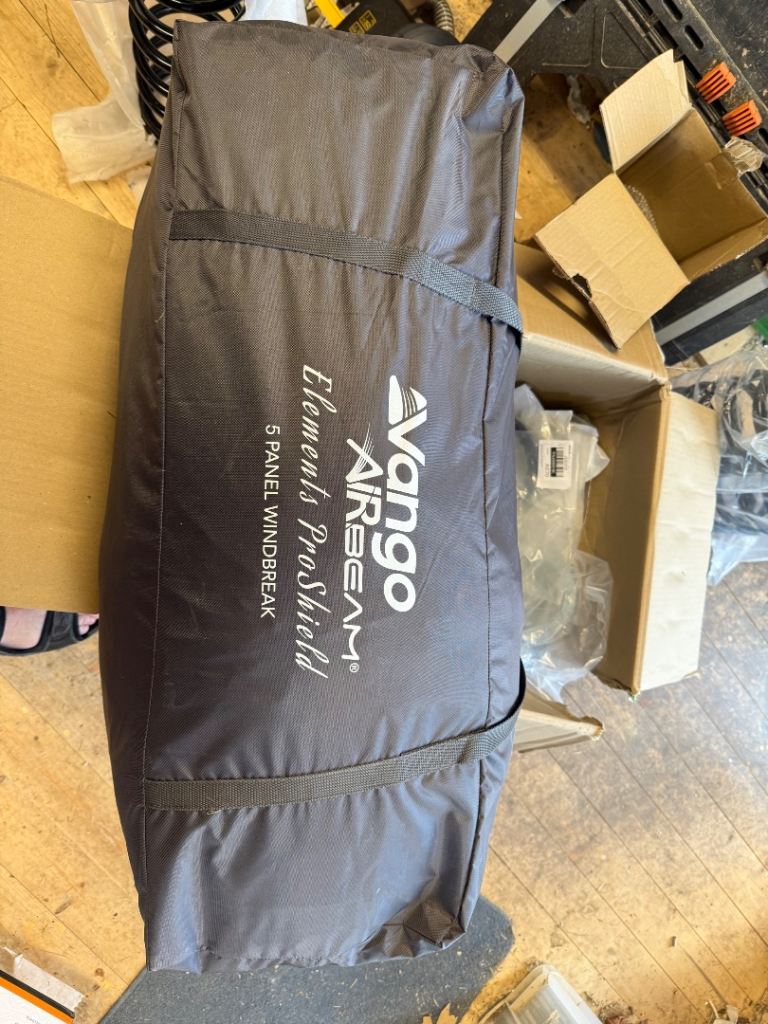 Vango 5 Panel Air Beam Windbreak 