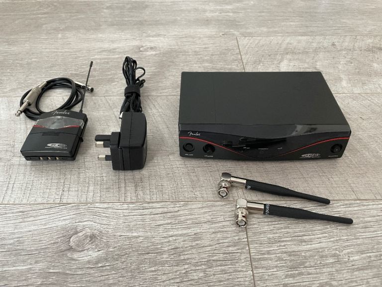 Fender wireless guitar system