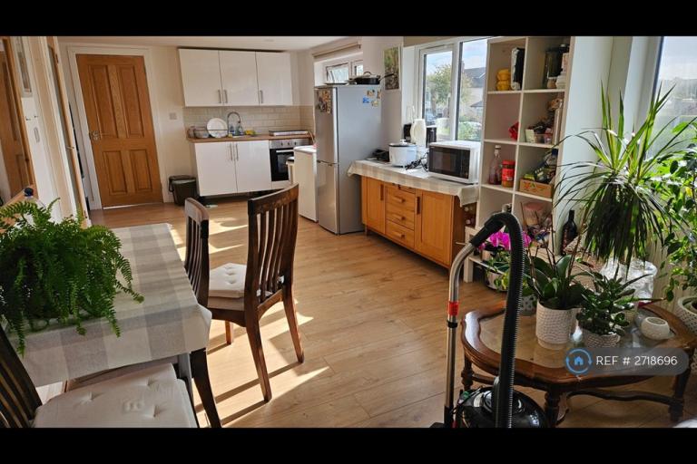 1 bedroom in Cae Gwyn Rd, Cardiff, CF14 (#2718696)