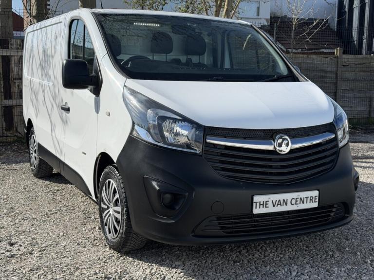 2018 Vauxhall Vivaro L1 H1 (SWB) 2900 1.6 CDTI - [A/C] - FSH Panel Van Diesel Manual