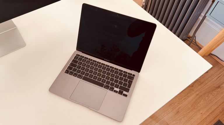 Apple M1 13.3” MacBook Air 2020 512gb