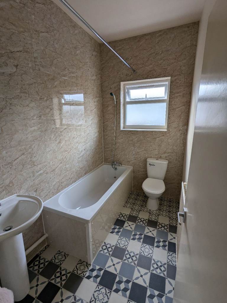 2 Bed Terraced House, Butman St, M18