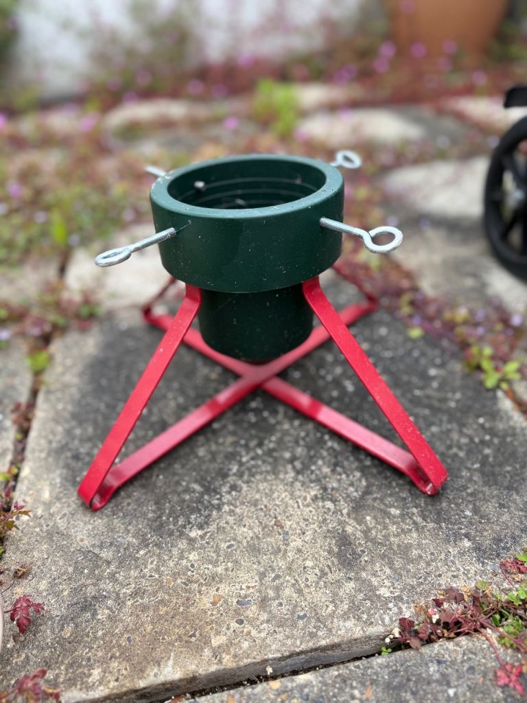 Christmas tree metal stand
