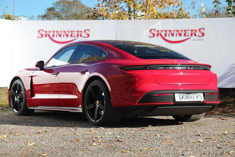 2021 Porsche Taycan BASE Saloon Electric Automatic