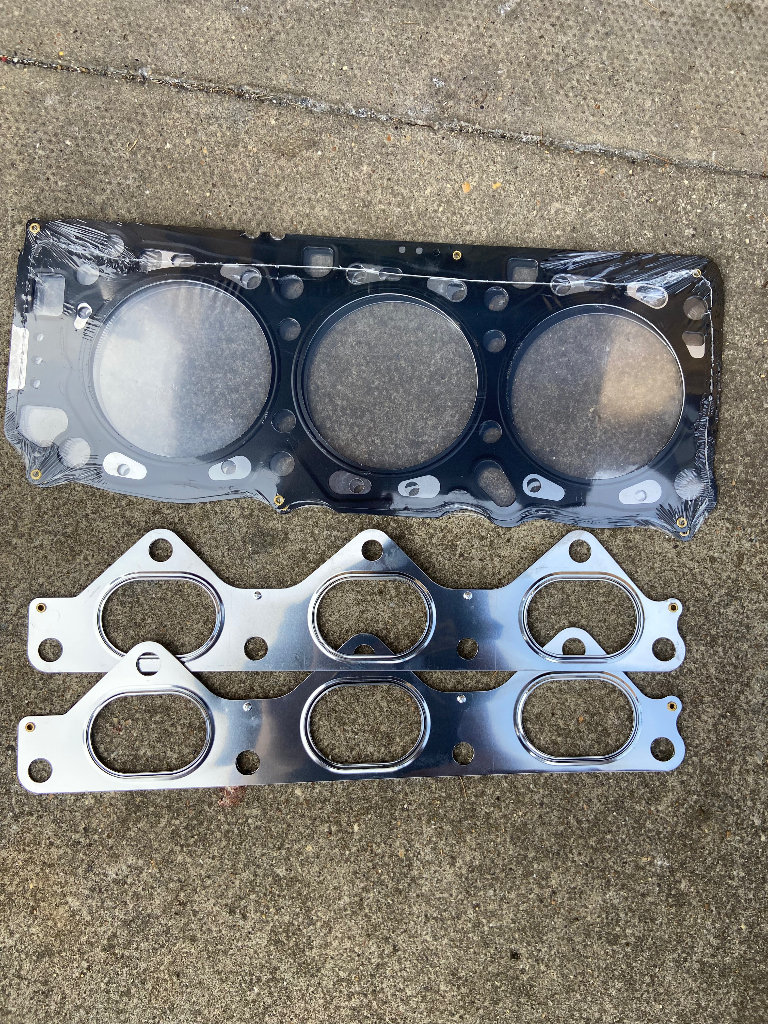 Misltsubishi Gto turbo head gaskets 