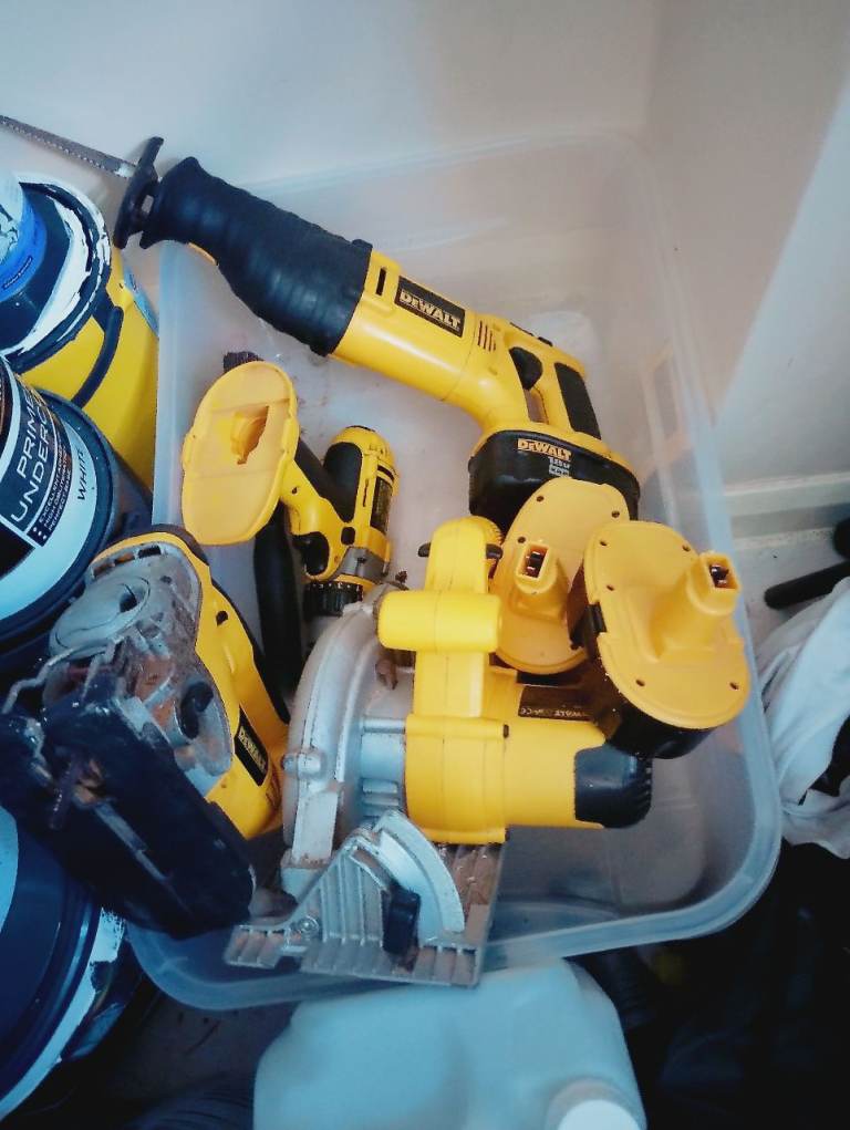 DeWalt Power Tool Set – Yellow, Fair Condition