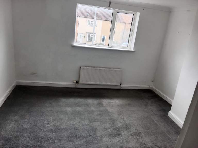 Spacious & Cosy Double Room For Rent AT PE11 2UJ