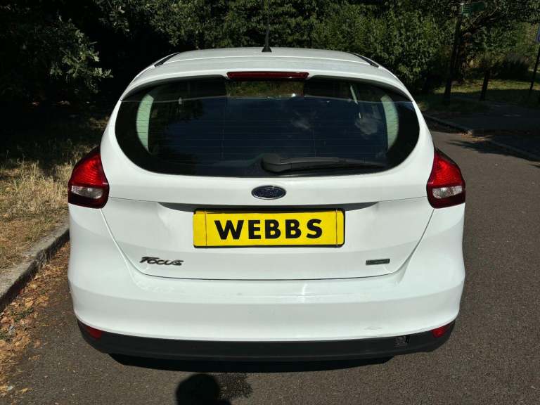 FORD FOCUS 1.0 T EcoBoost 99g Style White Manual Petrol 2016