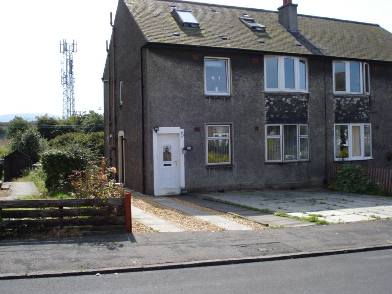 Excellent Value • Immaculate Lower Villa house • Very popular area – Carrick Knowe Road