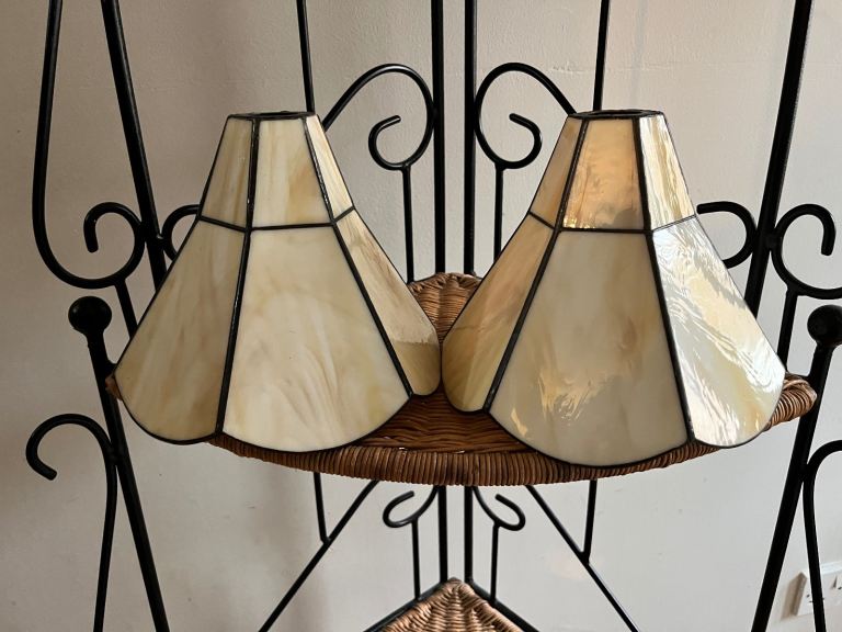 £10 vintage stained glass lampshade pair 