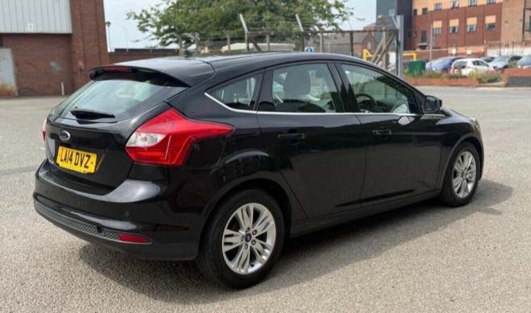2014 Ford Focus 1.6 TDCi 115 Titanium Navigator 5dr HATCHBACK DIESEL Manual