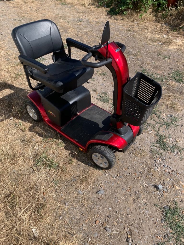Pride Colt 4 Mph Pavement Scooter Excellent condition 