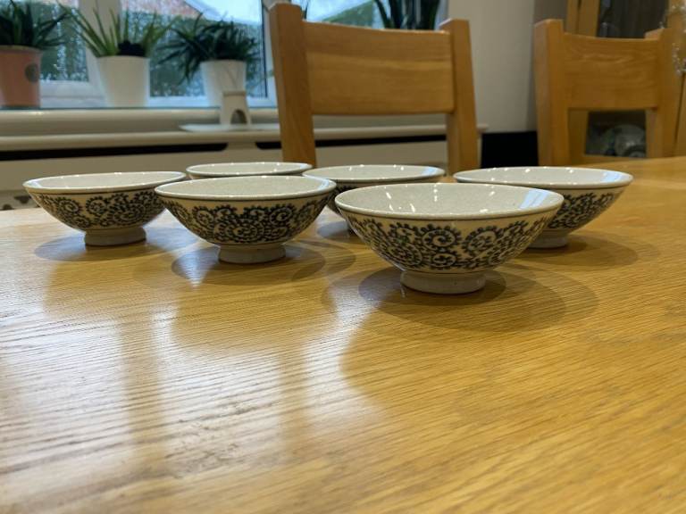 SIX JAPANESE RICE BOWLS LIKELY ANTIQUE or VINTAGE