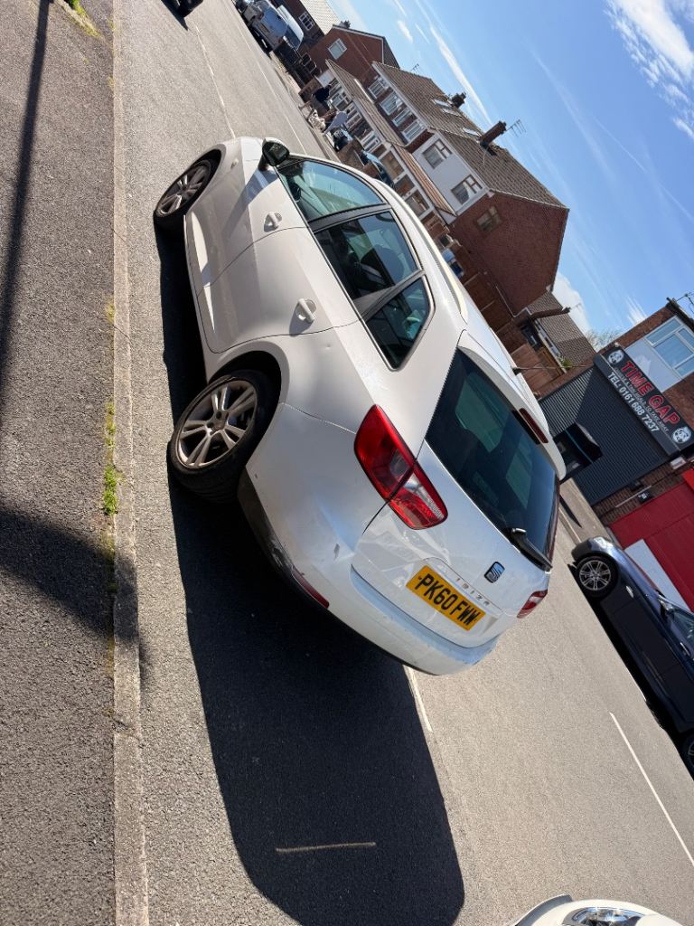 Seat, IBIZA, Estate, 2010, Manual, 1390 (cc), 5 doors