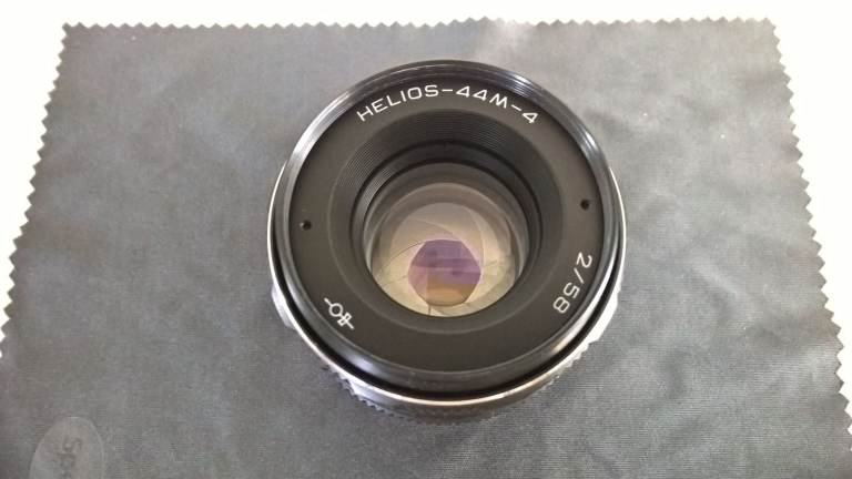 Near Mint Helios 58mm F2.0 44-4 Lens M42 mount famous for it Bokeh,