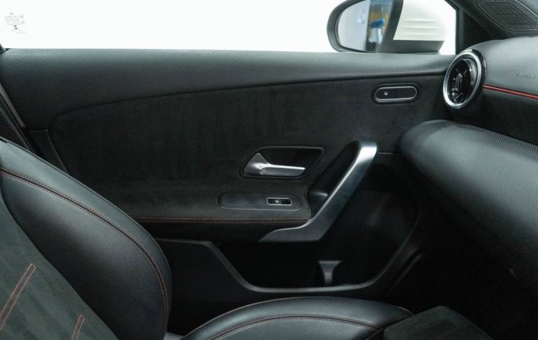 2020 20 MERCEDES-BENZ A-CLASS 1.3 A200 AMG LINE (EXECUTIVE) HATCHBACK 5DR PETROL