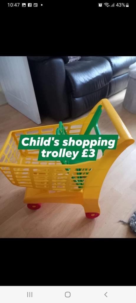 Children’s shopping trolley