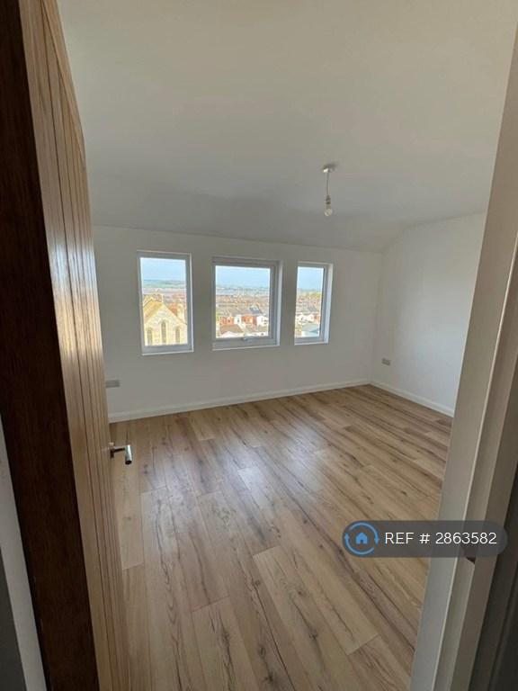 2 bedroom flat in Belvedere Road, Exmouth, EX8 (2 bed) (#2863582)