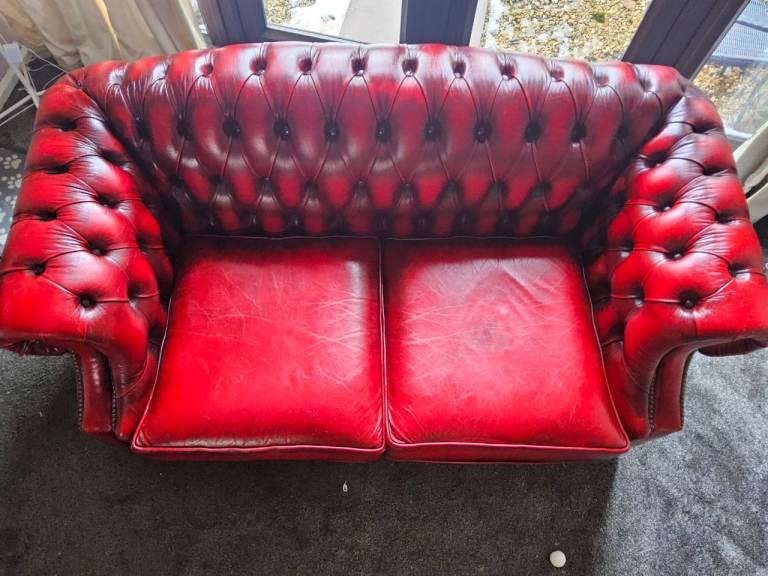 2 seater chesterfield sofa  Bargin at £150