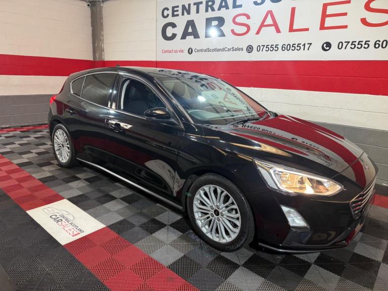 Ford Focus 1.0T EcoBoost Titanium X Euro 6 (s/s) 5dr Petrol Manual