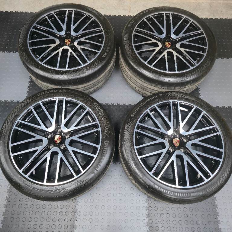 Genuine Porsche Cayenne 22" Alloy Wheels 9Y0 Turbo Design
